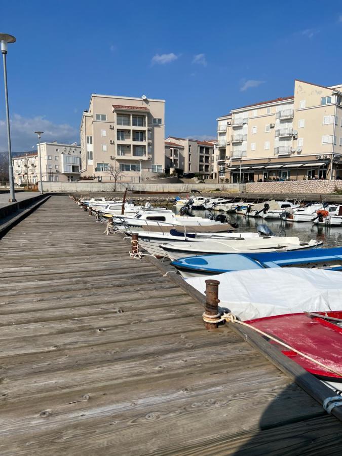 Studio Apartment Marina Mel Novi Vinodolski Buitenkant foto